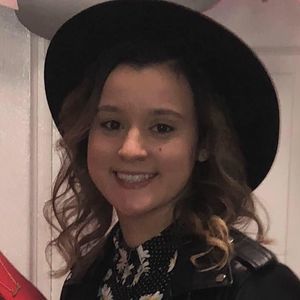 Meet your Posher, Desiree